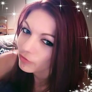 Meet your Posher, Roxanne